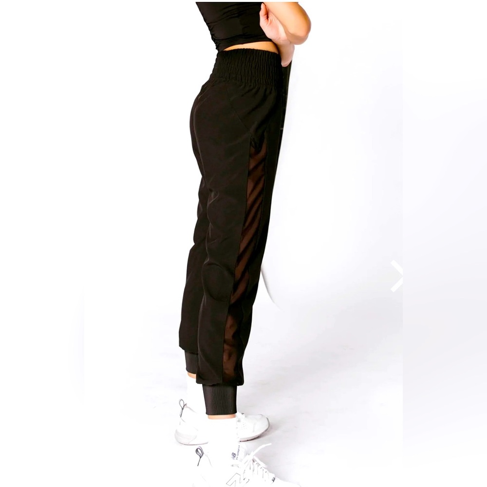 Hannah Jogger